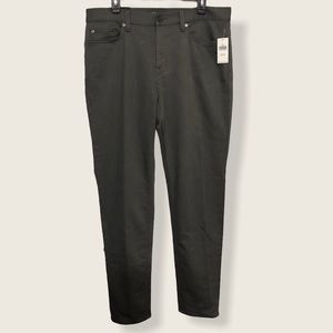 Men’s Banana Republic gray Traveler pants. 38x33.
